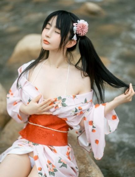 妈妈的闺蜜在线